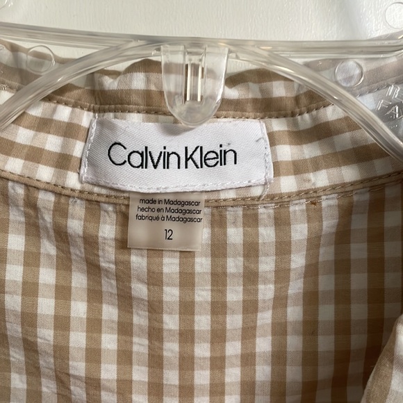 Calvin Klein midi length tan/white gingham dress with side pockets. - Picture 3 of 6